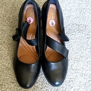 Clarks Mary Janes